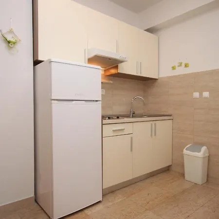 With Parking Space Podgora, Makarska - 6911 * Podgora (Split-Dalmatia)